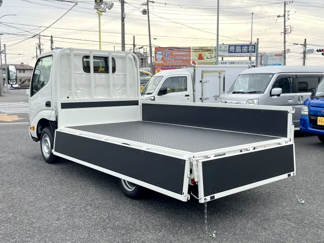 トヨタ ダイナ 3BF-TRY230(2WD)の写真7