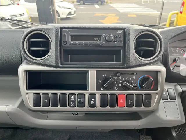 トヨタ ダイナ 3BF-TRY230(2WD)の写真18