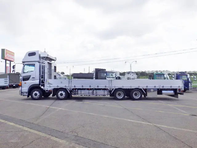 日野 プロフィア QKG-FW1EZBJ(2WD)の写真4