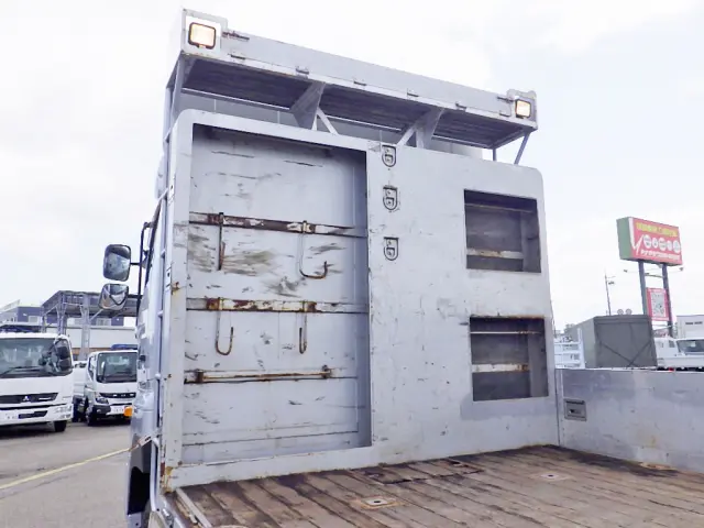 日野 プロフィア QKG-FW1EZBJ(2WD)の写真10