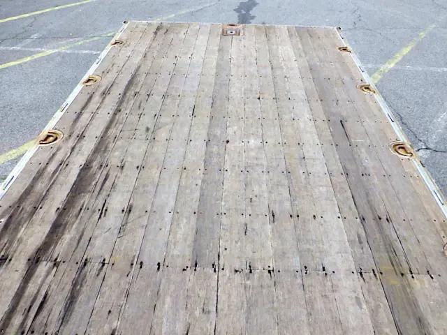 日野 プロフィア QKG-FW1EZBJ(2WD)の写真35