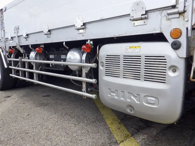 日野 プロフィア QKG-FW1EZBJ(2WD)の写真36