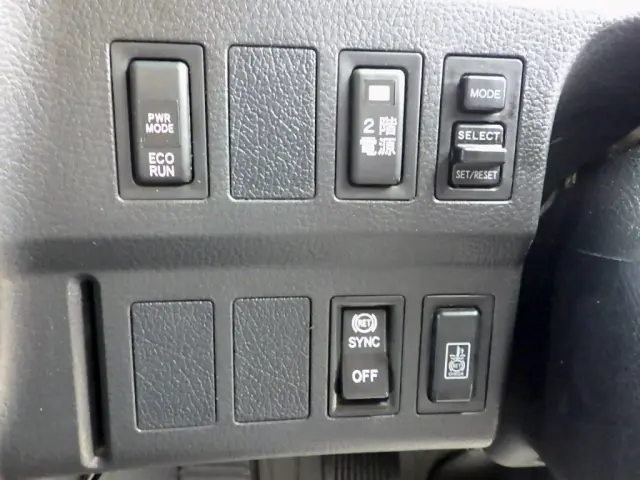 日野 プロフィア QKG-FW1EZBJ(2WD)の写真43