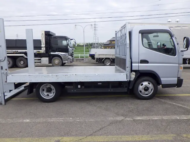 三菱 キャンター 2PG-FEB50(2WD)の写真8