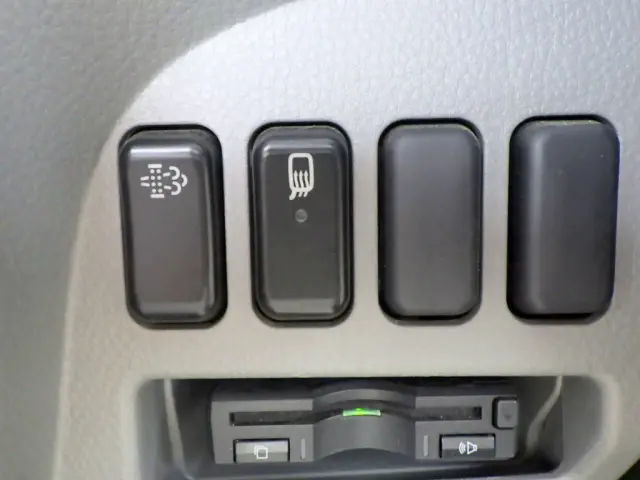 三菱 キャンター 2PG-FEB50(2WD)の写真17