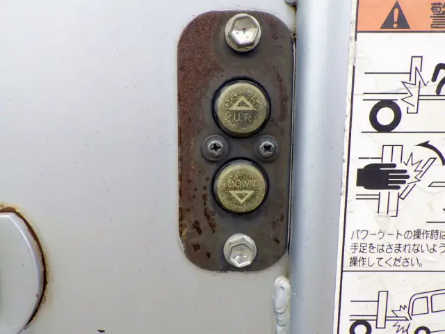 三菱 キャンター 2PG-FEB50(2WD)の写真27