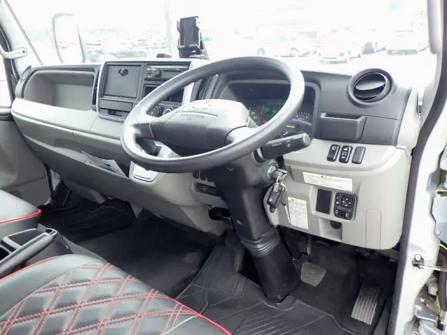 三菱 キャンター 2PG-FEB50(2WD)の写真37