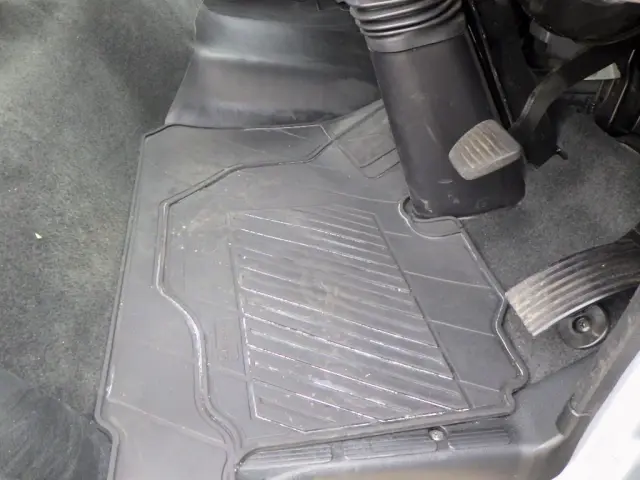 三菱 キャンター 2PG-FEB50(2WD)の写真39