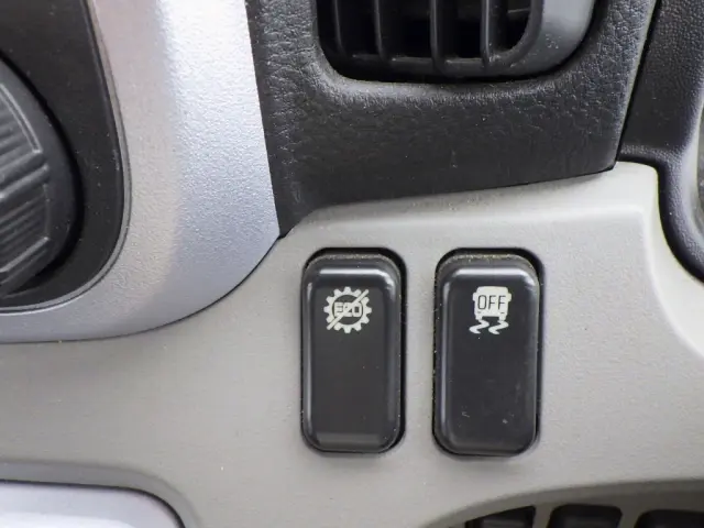 三菱 キャンター 2PG-FEB50(2WD)の写真46