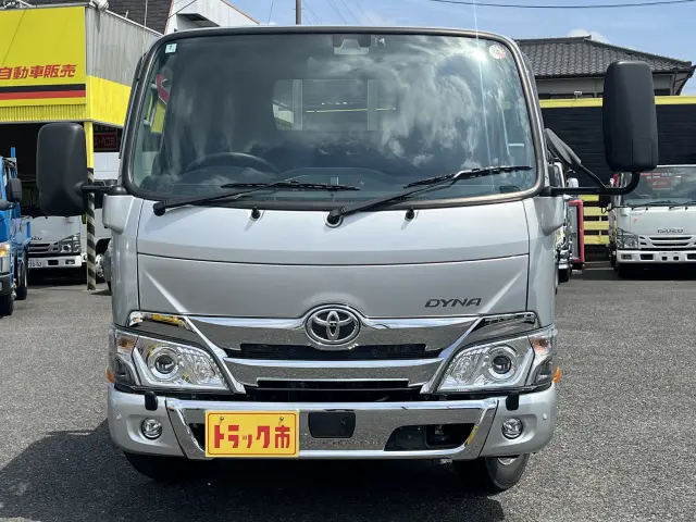 トヨタ ダイナ 2DG-GDY281(4WD)の写真2