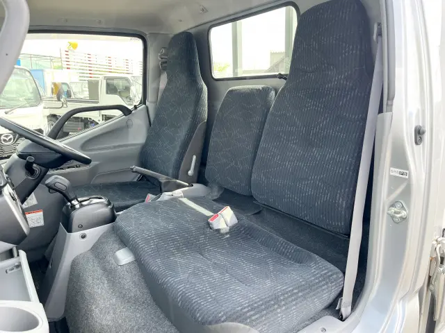 トヨタ ダイナ 2DG-GDY281(4WD)の写真14