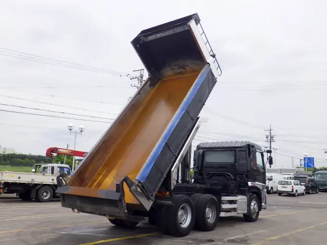 ＵＤ クオン QKG-CW5XL(6x4)の写真7