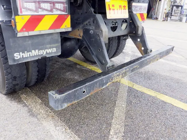 ＵＤ クオン QKG-CW5XL(6x4)の写真12