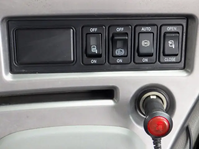 ＵＤ クオン QKG-CW5XL(6x4)の写真22