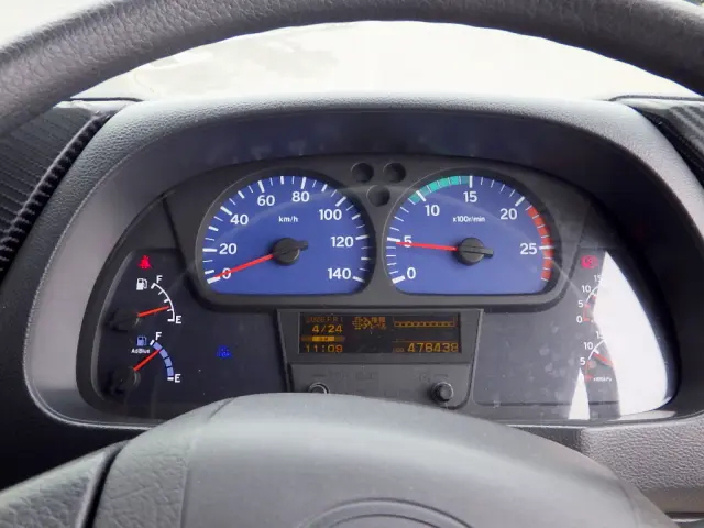 ＵＤ クオン QKG-CW5XL(6x4)の写真31