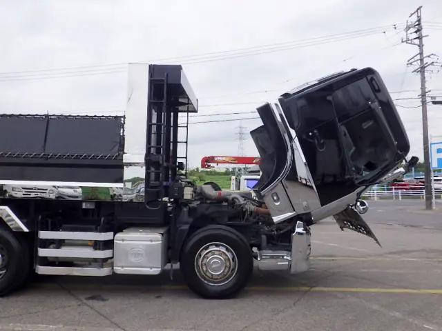 ＵＤ クオン QKG-CW5XL(6x4)の写真33