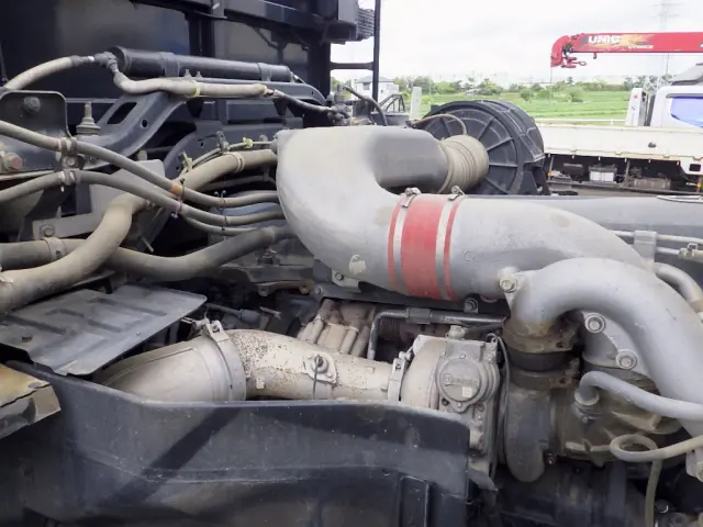 ＵＤ クオン QKG-CW5XL(6x4)の写真36