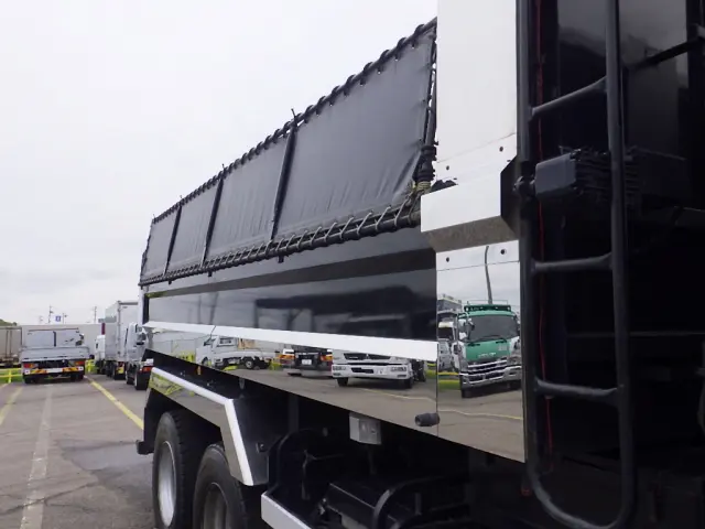 ＵＤ クオン QKG-CW5XL(6x4)の写真42