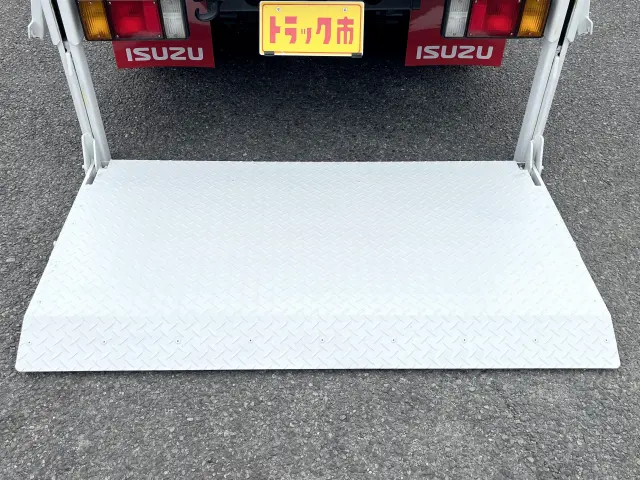 いすゞ エルフ 2RG-NJS88A(4WD)の写真8