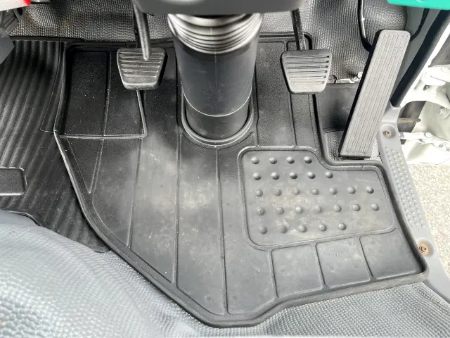 いすゞ エルフ 2RG-NJS88A(4WD)の写真28