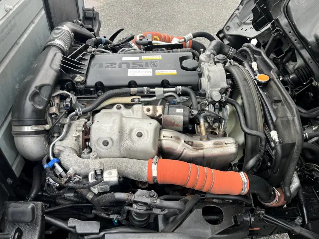 いすゞ エルフ 2RG-NJS88A(4WD)の写真32