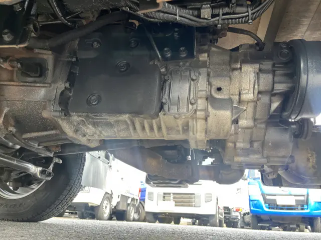 いすゞ エルフ 2RG-NJS88A(4WD)の写真37