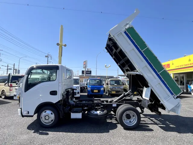 いすゞ エルフ 2RG-NJR88AT(2WD)の写真10