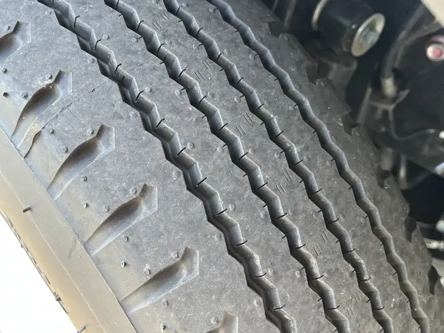 いすゞ エルフ 2RG-NJR88AT(2WD)の写真44