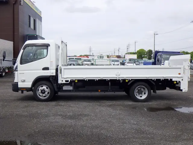 三菱 キャンター 2PG-FEB90(2WD)の写真4