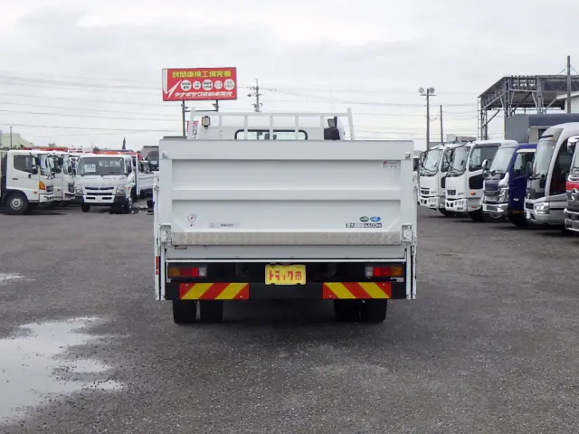 三菱 キャンター 2PG-FEB90(2WD)の写真6