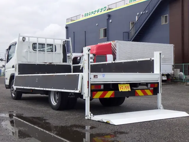三菱 キャンター 2PG-FEB90(2WD)の写真11