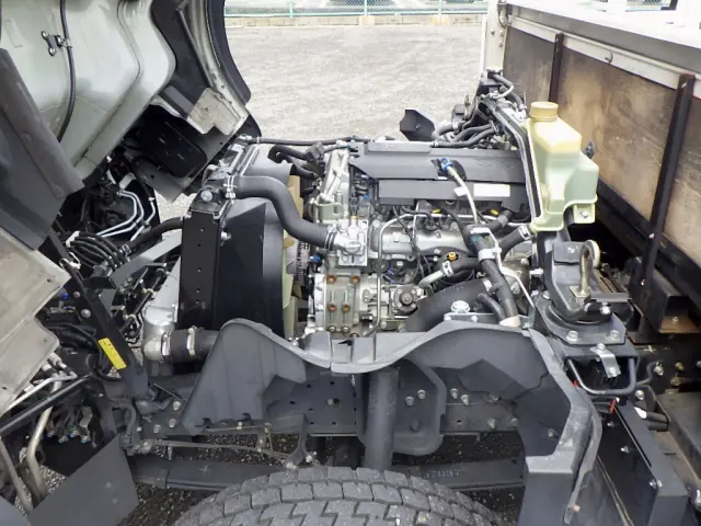 三菱 キャンター 2PG-FEB90(2WD)の写真25