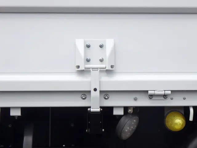 三菱 キャンター 2PG-FEB90(2WD)の写真27