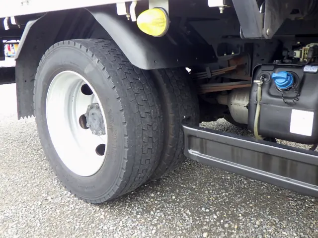 三菱 キャンター 2PG-FEB90(2WD)の写真35