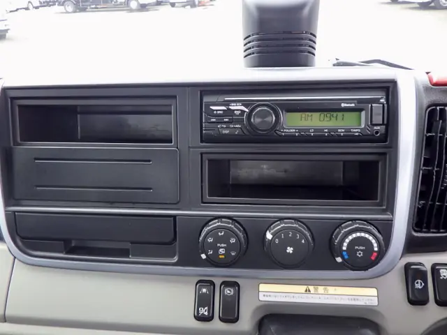 三菱 キャンター 2PG-FEB90(2WD)の写真45