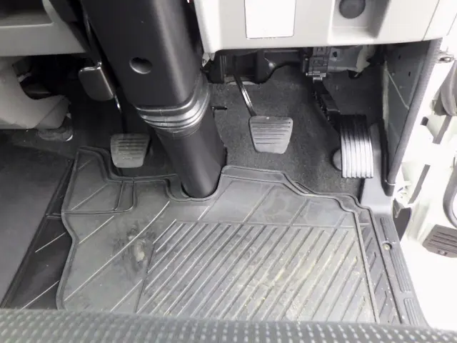 三菱 キャンター 2PG-FEB90(2WD)の写真50