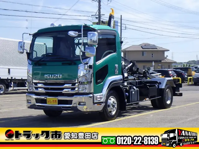 いすゞ フォワード 2RG-FRR90S2(2WD)の写真1