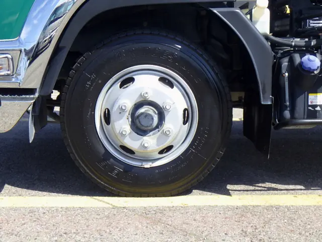 いすゞ フォワード 2RG-FRR90S2(2WD)の写真25