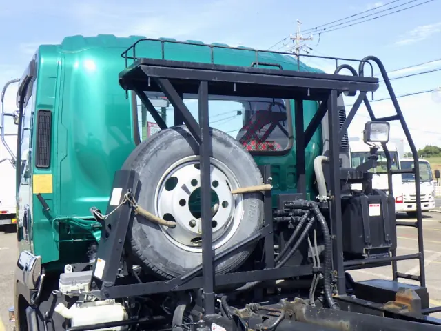 いすゞ フォワード 2RG-FRR90S2(2WD)の写真36