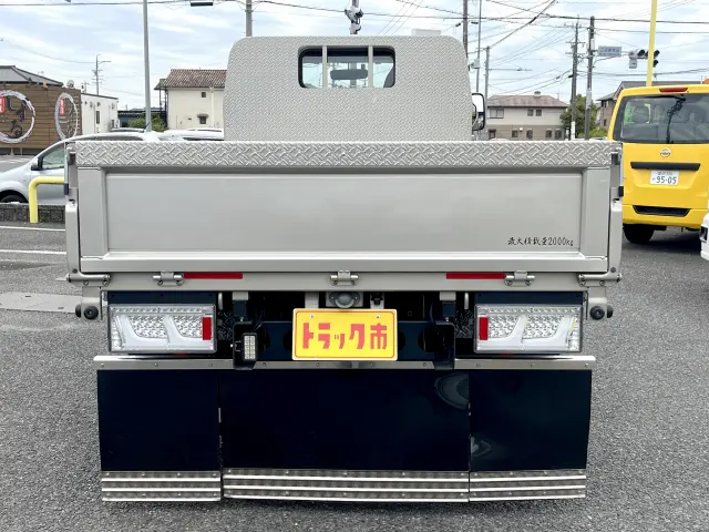 三菱 キャンター 2RG-FBAV0(2WD)の写真5