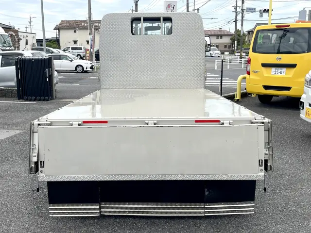 三菱 キャンター 2RG-FBAV0(2WD)の写真8