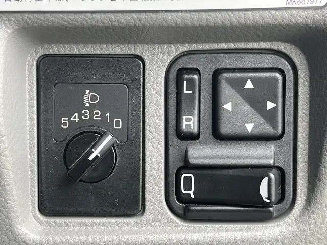 三菱 キャンター 2RG-FBAV0(2WD)の写真30