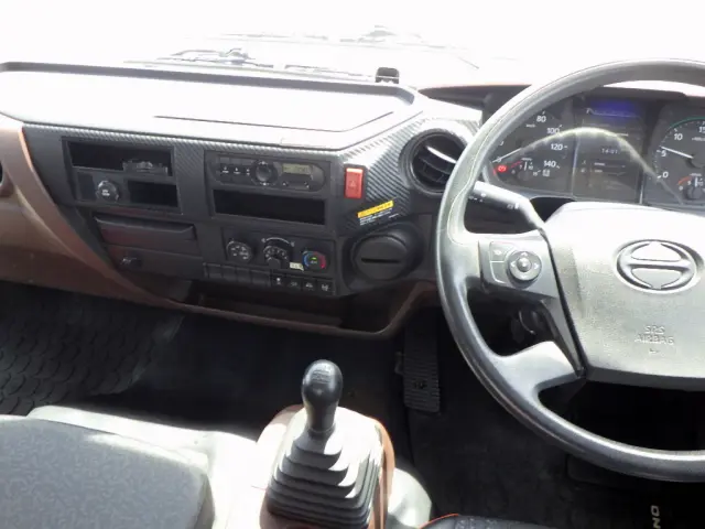 日野 レンジャー 2KG-FD2ABA(2WD)の写真13