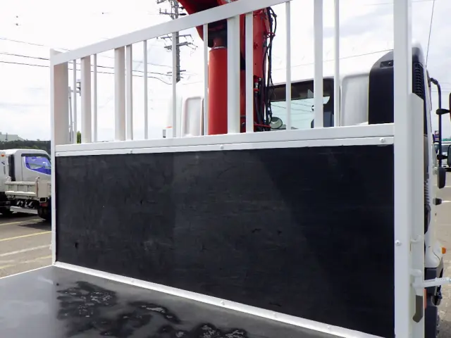 左電格ミラー　ETC　純正AM/FMラジオ　運転席天井コンソール　LEDルームランプ　車両取説/上物取説|日野 レンジャー 2KG-FC2ABA(2WD)の写真8