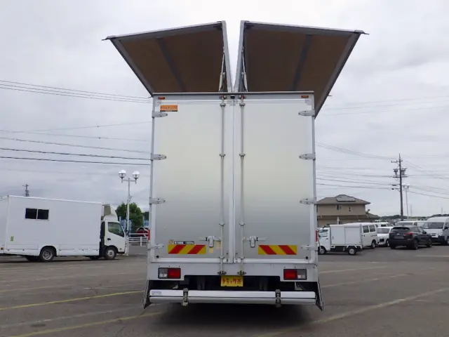 日野 レンジャー 2KG-FD2ABG(2WD)の写真6