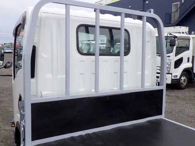 いすゞ エルフ 2RG-NLS88AR(4WD)の写真10