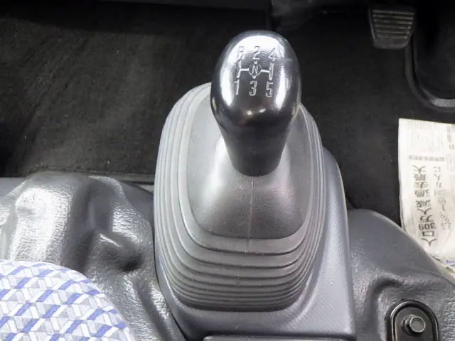 いすゞ エルフ 2RG-NLS88AR(4WD)の写真14