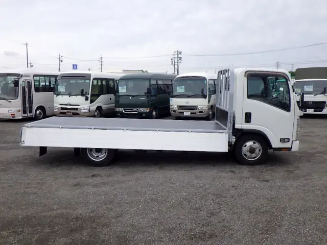いすゞ エルフ 2RG-NLS88AR(4WD)の写真36