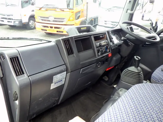 いすゞ エルフ 2RG-NLS88AR(4WD)の写真46