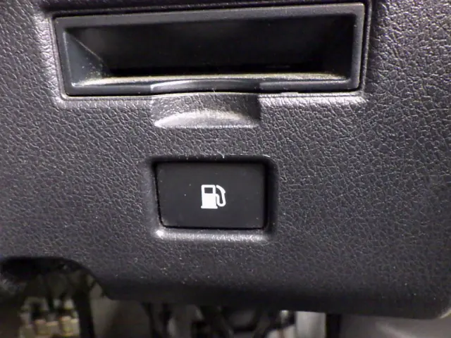 トヨタ コースター SKG-XZB70(2WD)の写真30